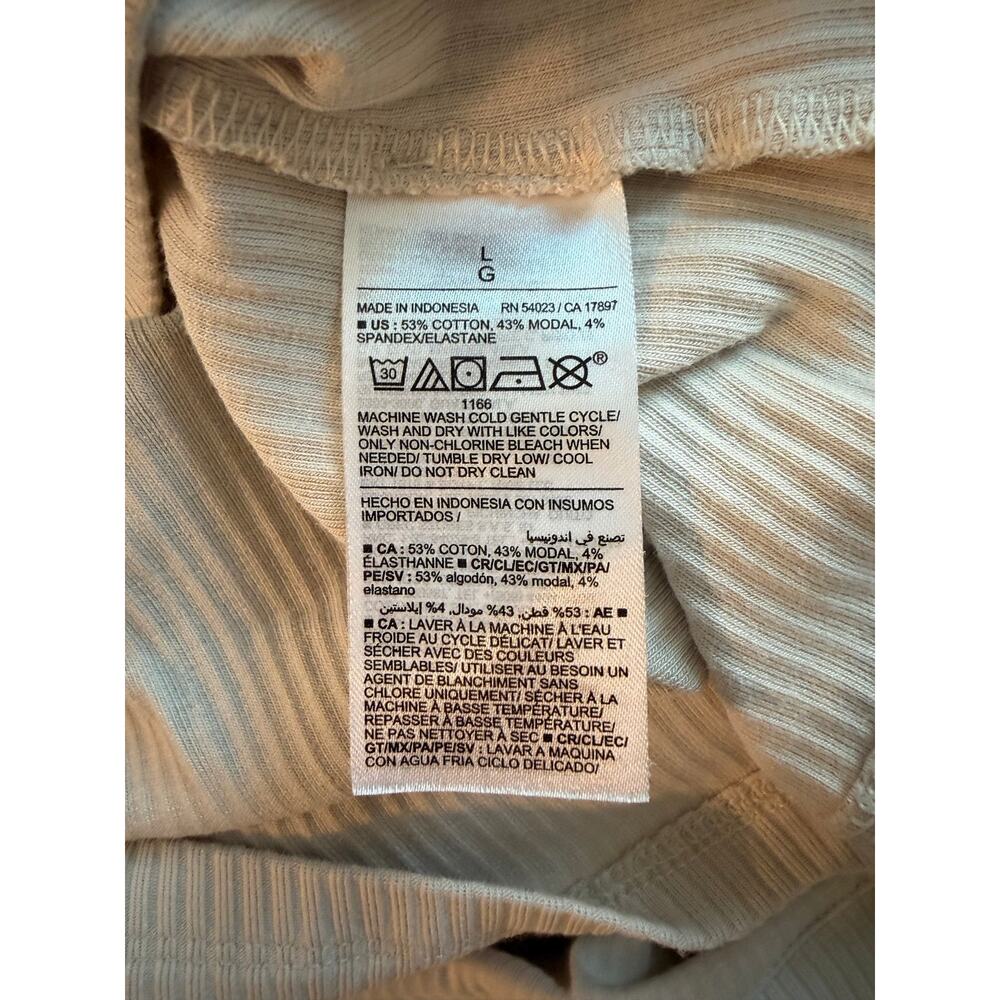 Old Navy Women’s Large Ivory Ribbed Off-Shoulder Stretch Top - Picture 3 of 5